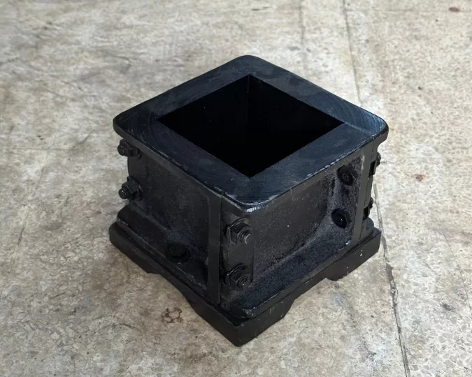 Cetakan Beton Kubus